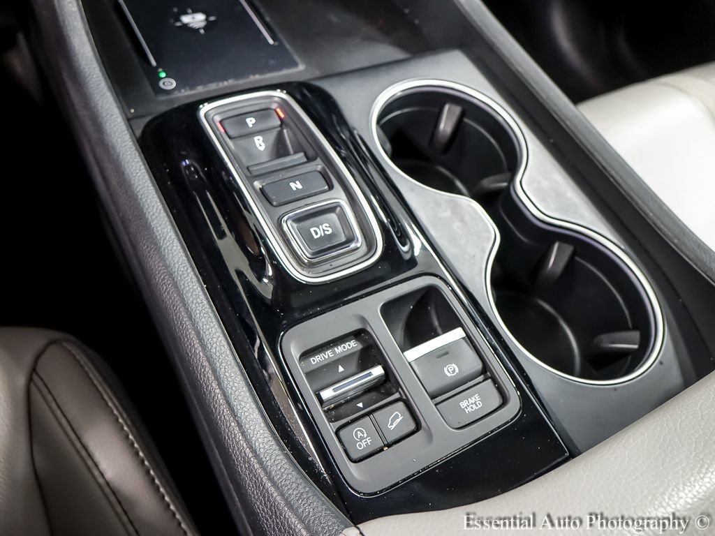 Used 2023 Honda Pilot Touring image 19