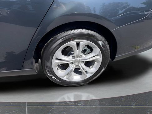 Used 2026 Honda Accord LX image 12