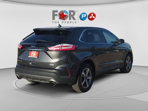 Used 2019 Ford Edge SEL w/ Equipment Group 201A FWD image 5