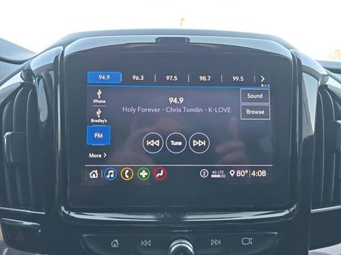 Used 2020 Chevrolet Traverse LT image 8