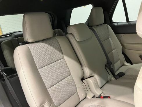 Used 2014 Ford Explorer XLT w/ Equipment Group 201A image 45