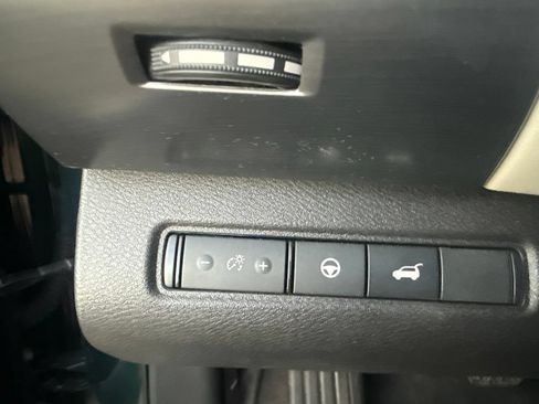 Certified 2023 Nissan Pathfinder SL AWD/4WD image 21