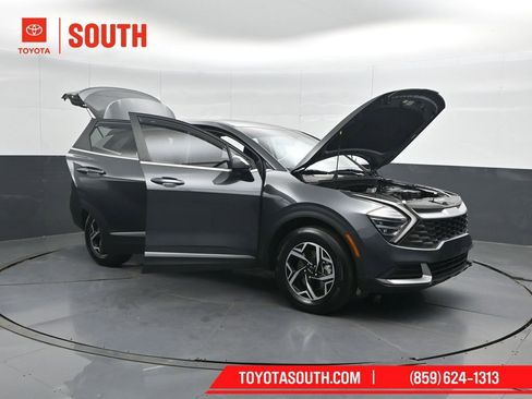 Used 2024 Kia Sportage LX image 54