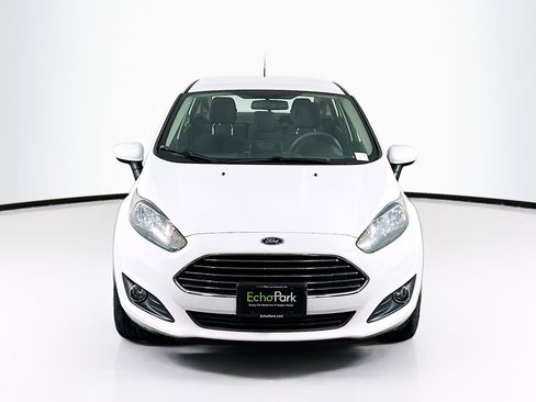 Used 2019 Ford Fiesta SE w/ Equipment Group 201A FWD image 2