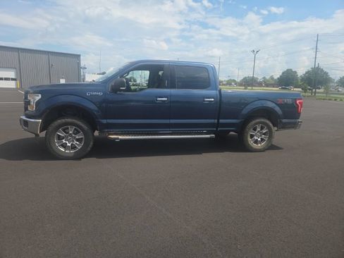 Used 2017 Ford F150 XLT w/ Equipment Group 302A Luxury AWD/4WD image 8