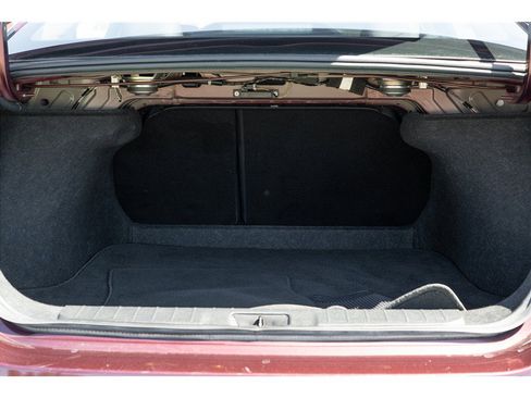 Used 2024 Nissan Sentra SV FWD image 36