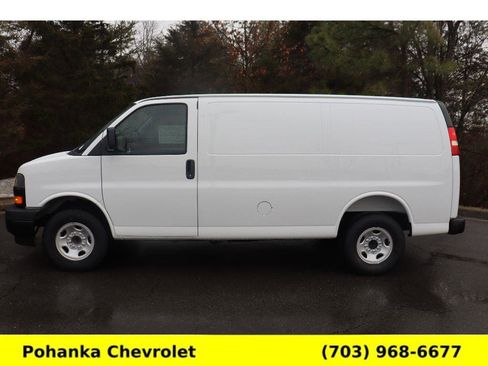 New 2026 Chevrolet Express 3500 image 4