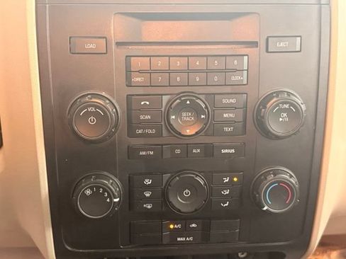 Used 2010 Ford Escape XLS FWD image 14