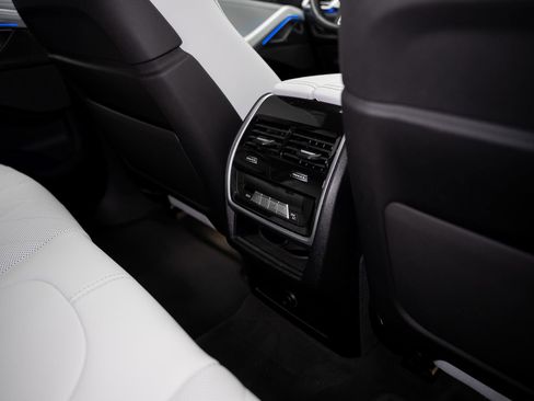Used 2023 BMW X6 M50i w/ Parking Assistance Package AWD/4WD image 72