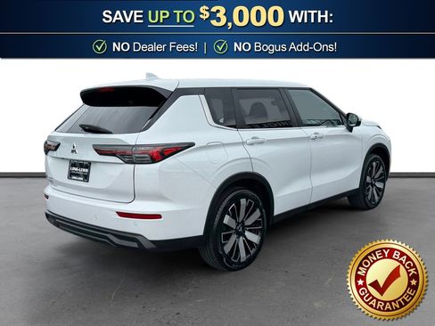 Used 2025 Mitsubishi Outlander SE AWD/4WD image 8
