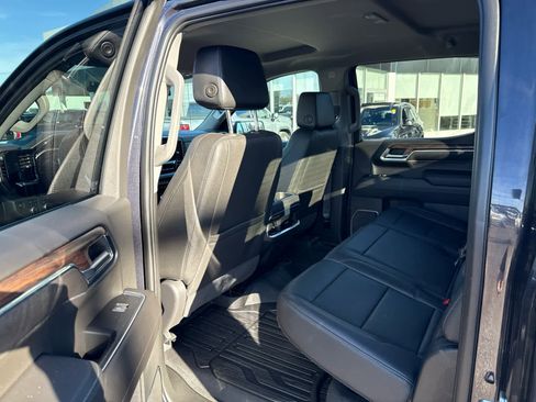 Used 2022 GMC Sierra 1500 SLT image 20