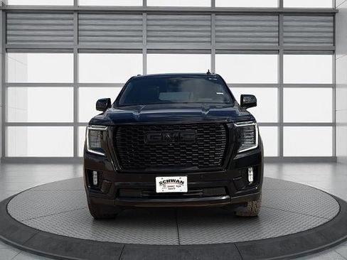 Used 2023 GMC Yukon Denali w/ Denali Reserve Package AWD/4WD image 9