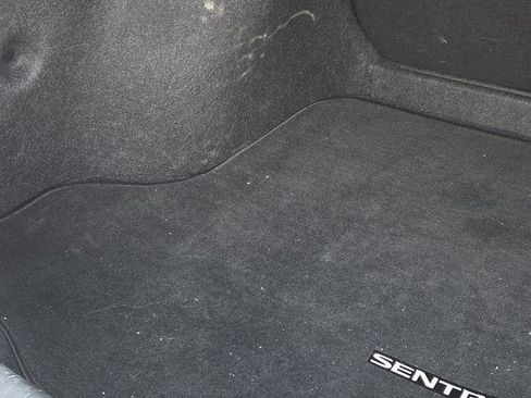 Used 2025 Nissan Sentra SR FWD image 20