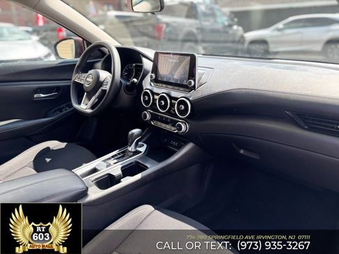 Used 2024 Nissan Sentra SV FWD image 14