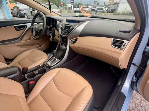 Used 2013 Hyundai Elantra GLS w/ Preferred Pkg FWD image 13