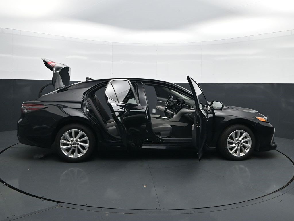 Used 2024 Toyota Camry LE FWD image 44