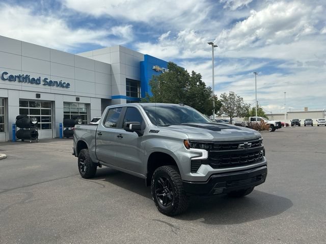 Used 2026 Chevrolet Silverado 1500 LT Trail Boss w/ LT Trail Boss Premium Package AWD/4WD image 1