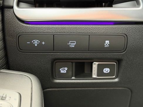 Used 2025 Hyundai Palisade Calligraphy image 30