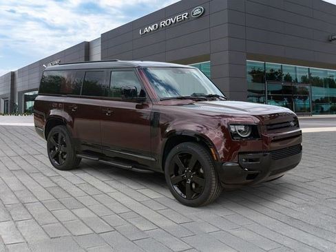 New 2026 Land Rover Defender 130 X-Dynamic SE AWD/4WD image 7