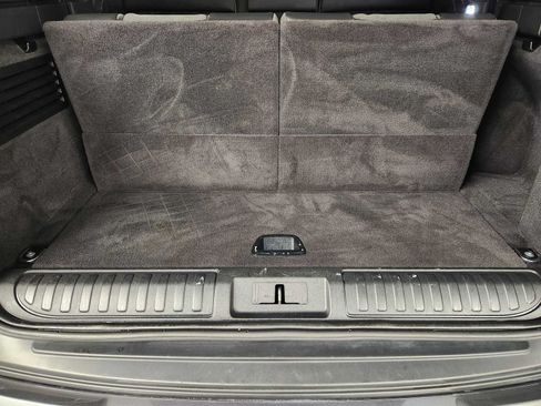 Used 2018 Land Rover Range Rover Sport HSE AWD/4WD image 34