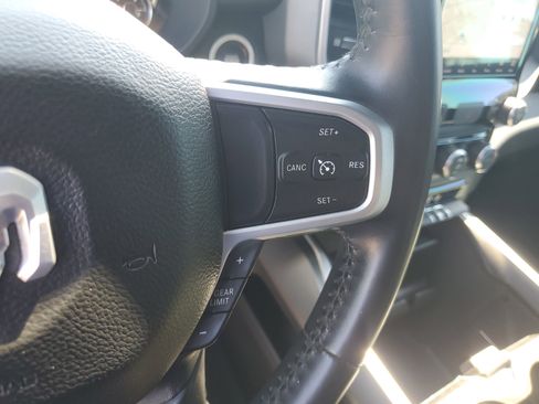 Used 2022 RAM 1500 Big Horn AWD/4WD image 16