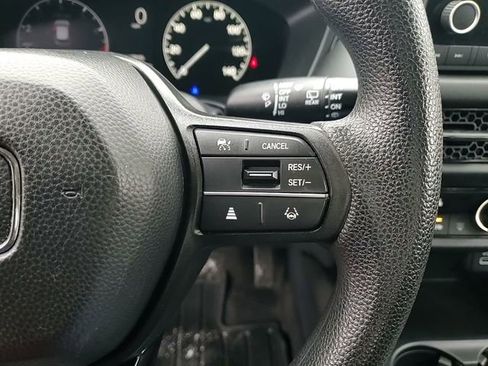 Used 2023 Honda HR-V LX image 16