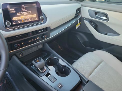 New 2025 Nissan Rogue SV image 35