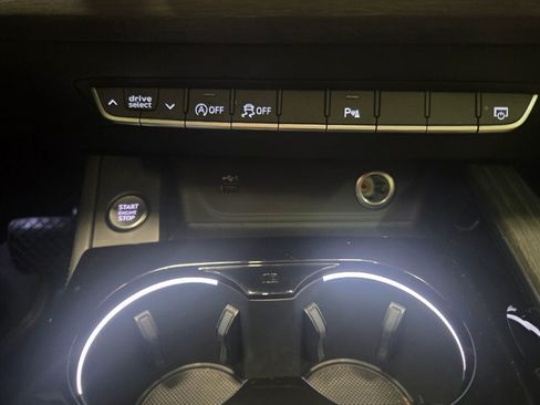 Used 2022 Audi A4 2.0T Premium Plus image 29