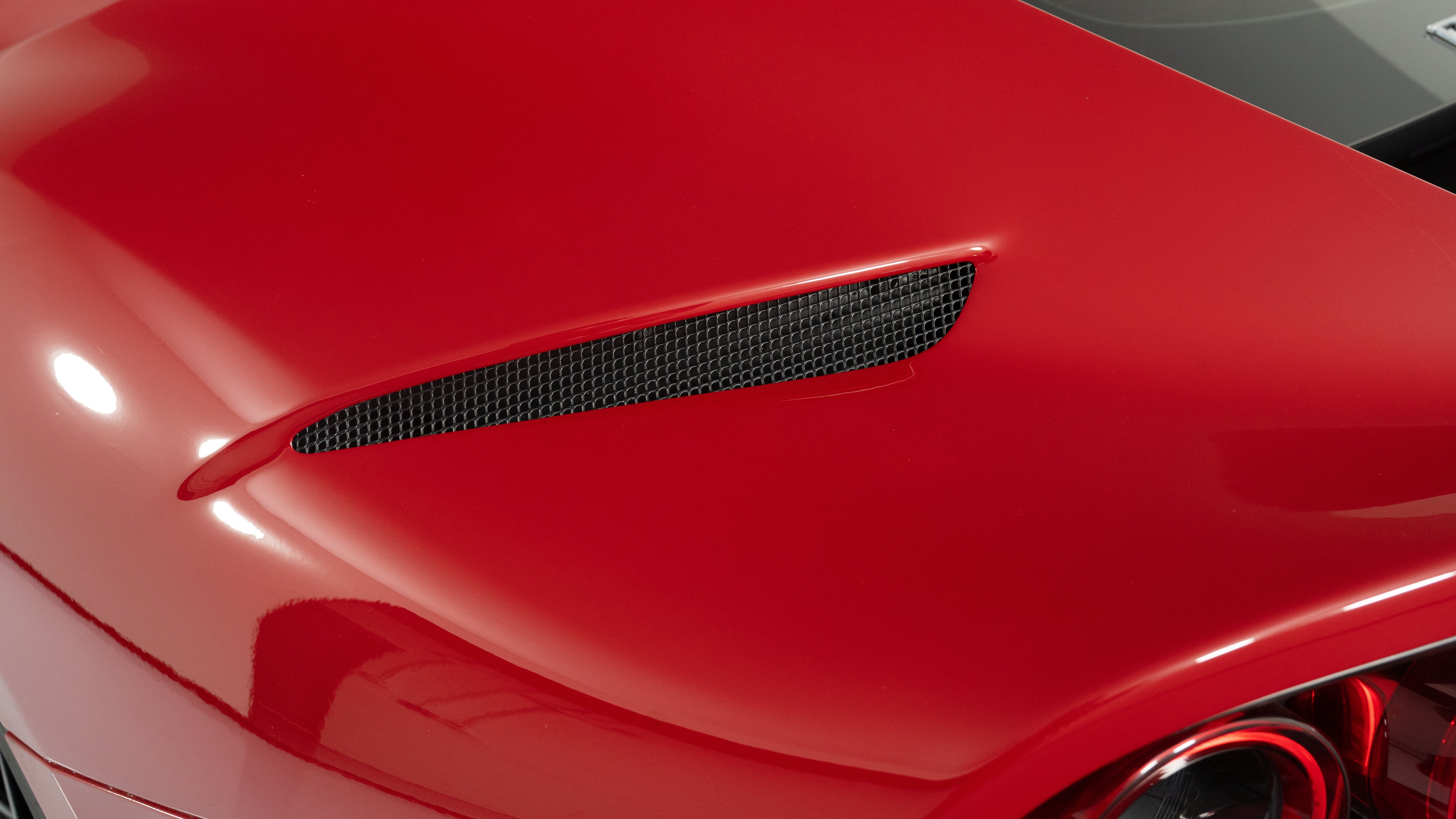 Certified 2018 Ferrari 812 Superfast RWD image 19