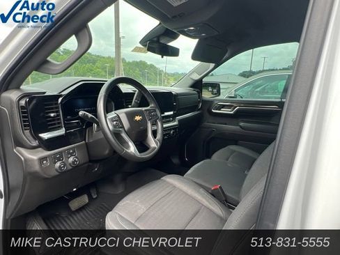 Used 2023 Chevrolet Silverado 1500 LT AWD/4WD image 6