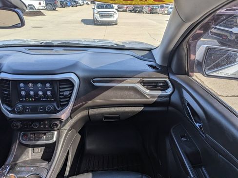 Used 2020 GMC Acadia SLT image 4
