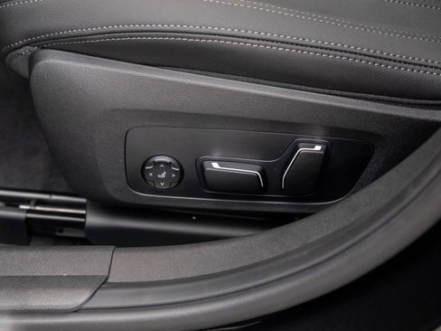 New 2026 BMW 330i xDrive Sedan w/ M Sport Package image 15