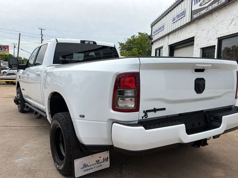 Used 2023 RAM 3500 Lone Star w/ Night Edition RWD image 2