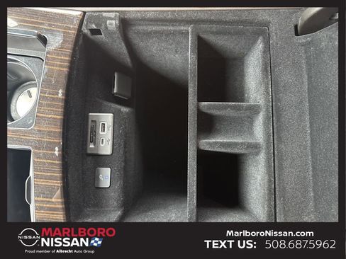 Used 2022 Cadillac Escalade Premium Luxury w/ Performance Package image 42