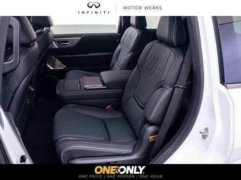 New 2027 INFINITI QX80 Autograph w/ Autograph Exterior Package AWD/4WD image 16