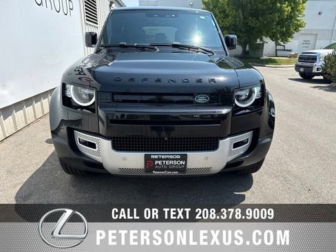 Used 2023 Land Rover Defender 110 S AWD/4WD image 9