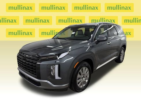 Used 2025 Hyundai Palisade SEL FWD image 14