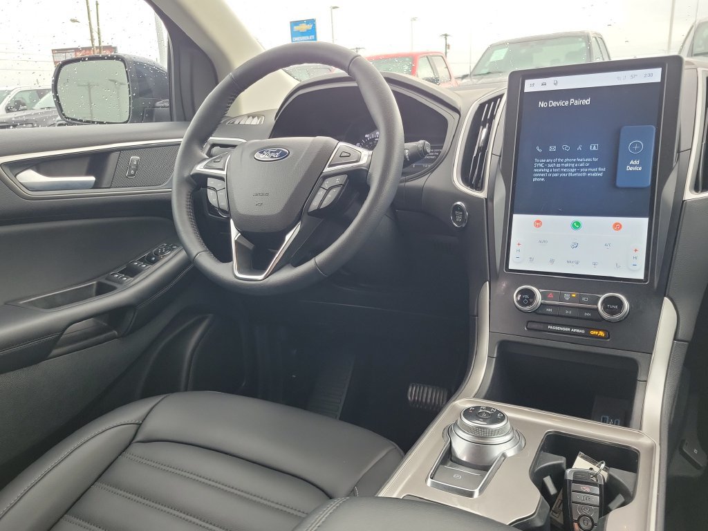 Certified 2024 Ford Edge SEL w/ Convenience Package AWD/4WD image 13