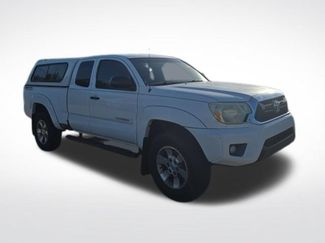 Used 2013 Toyota Tacoma PreRunner w/ SR5 Pkg RWD video 1