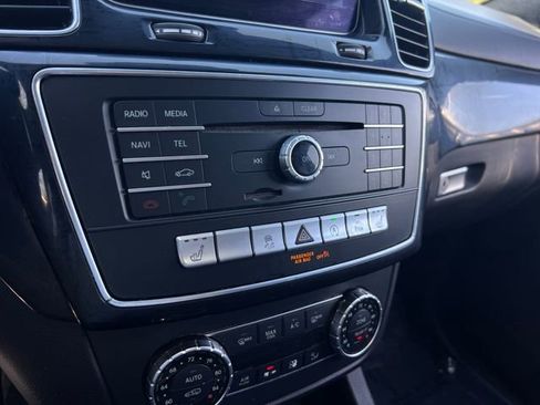 Used 2019 Mercedes-Benz GLS 450 4MATIC image 24