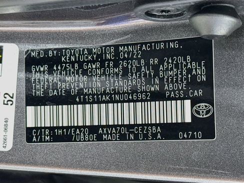 Used 2022 Toyota Camry SE w/ Cold Weather Package FWD image 31