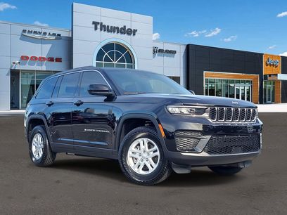 New 2025 Jeep Grand Cherokee Laredo w/ Luxury Tech Group I