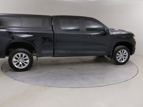 Used 2022 Chevrolet Silverado 1500 LT Trail Boss w/ Convenience Package II image 12