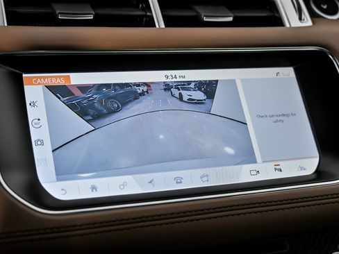 Used 2017 Land Rover Range Rover Sport SVR image 39