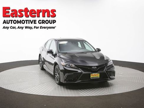 Used 2024 Toyota Camry SE w/ Cold Weather Package FWD image 50