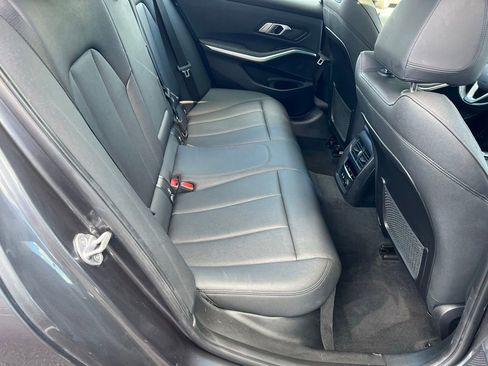 Used 2020 BMW 330i Sedan w/ Driving Assistance Package RWD image 25
