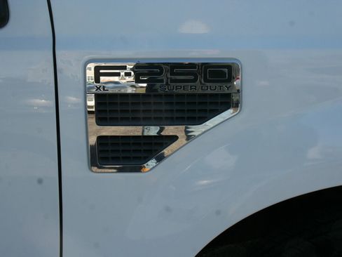 Used 2008 Ford F250 XL image 23
