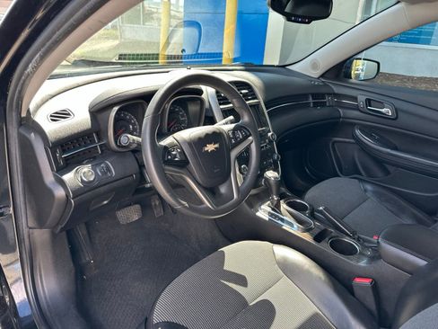 Used 2014 Chevrolet Malibu LT w/ Power Convenience Package FWD image 17