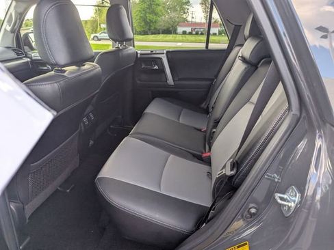 Used 2024 Toyota 4Runner SR5 Premium w/ Moonroof Package AWD/4WD image 9