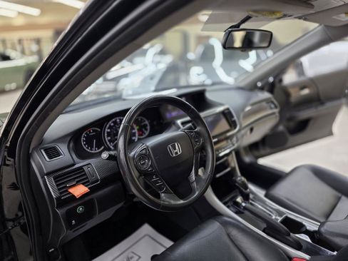 Used 2017 Honda Accord EX-L image 15
